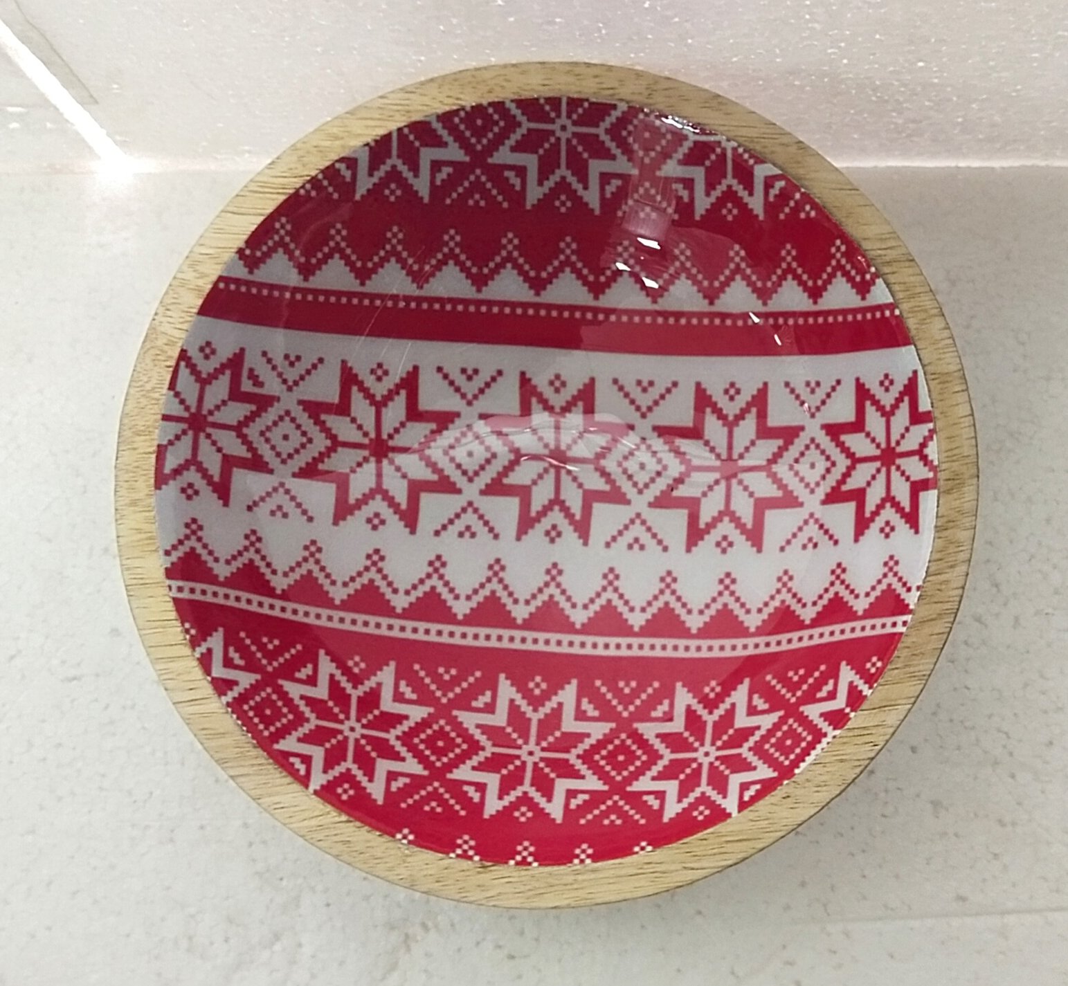 Wooden salad and serving bowl gallery image